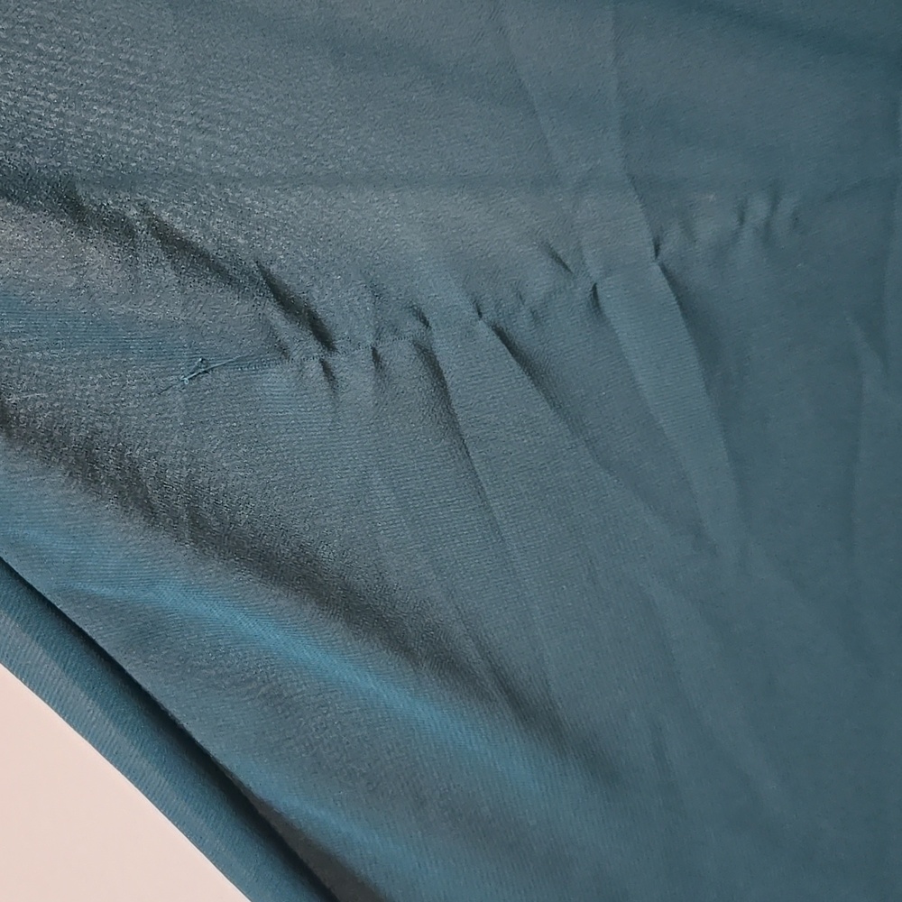 Ladies dress - Picture 3 of 14